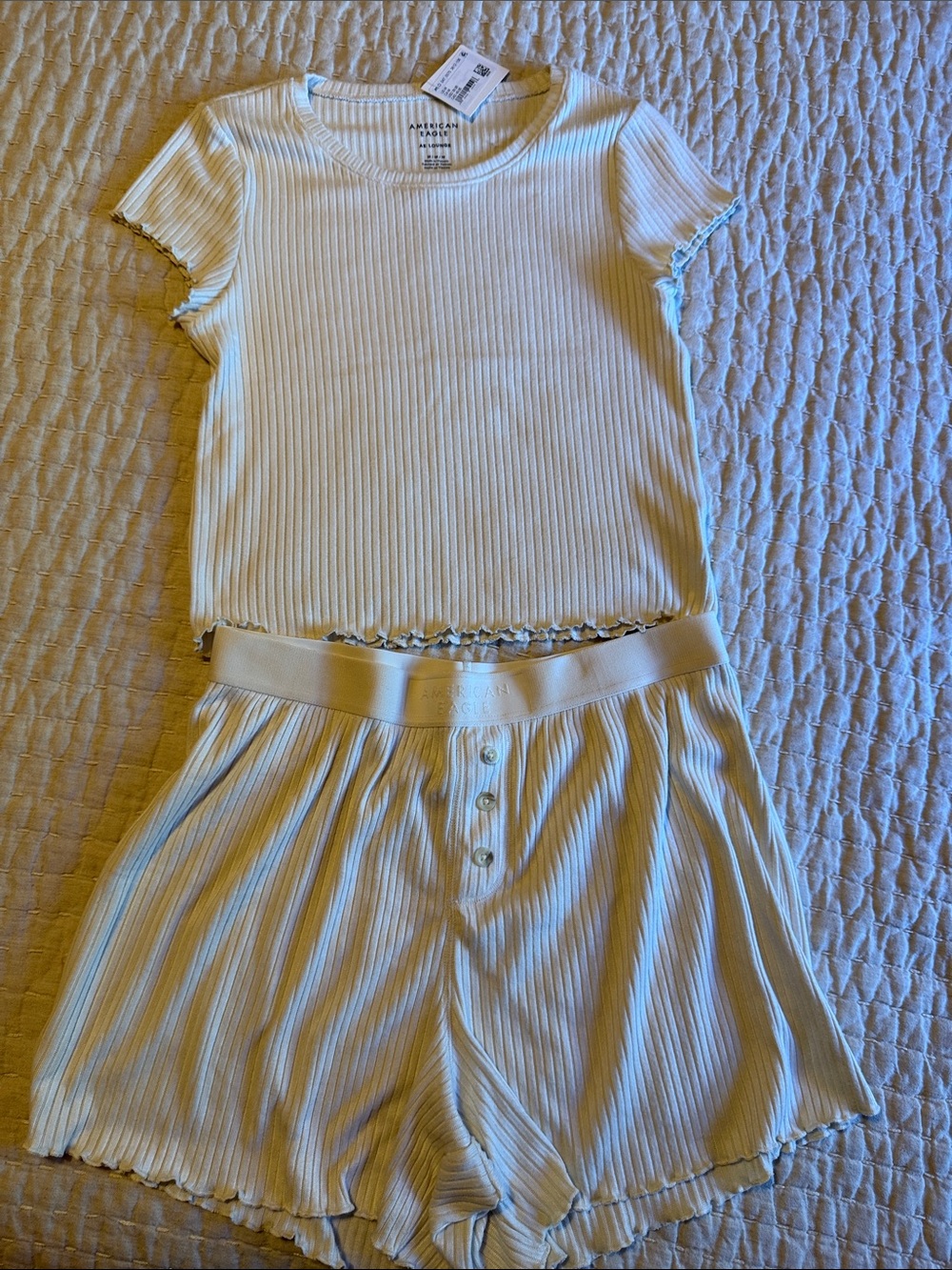 American Eagle Ribbed Lounge Set. Short Sleeve Crop Top & Shorts Set - Cream